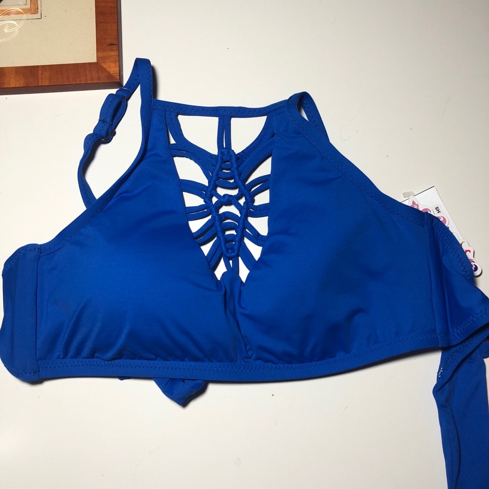 Becca bikini top